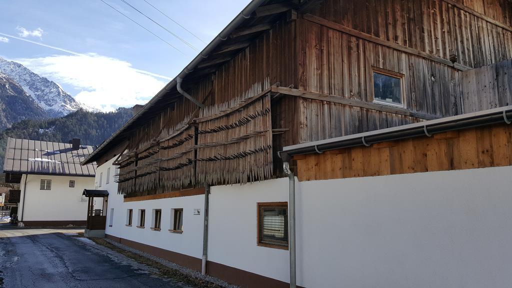 Bauernhof Kuen Villa Langenfeld Luaran gambar